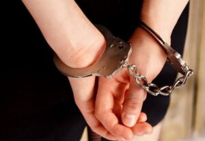 090040nguoi bi tam giu